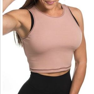 BLACK Ptula crop top